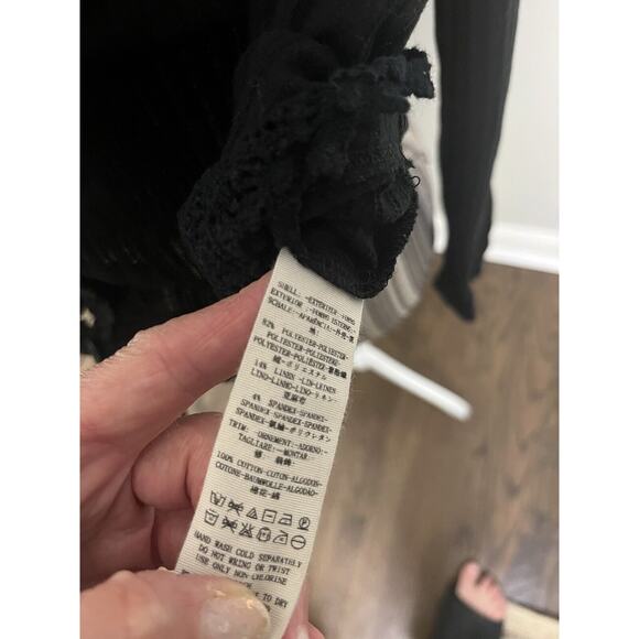 Free People black button down Large Peaseant Pullover W-tie closure BOHO - Picture 8 of 8